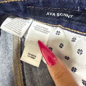 Lucky Brand Dark Blue Denim Jeans